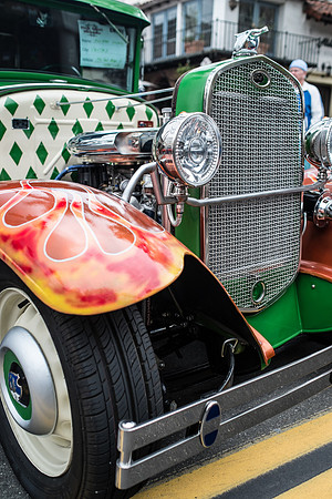 "30 Ford