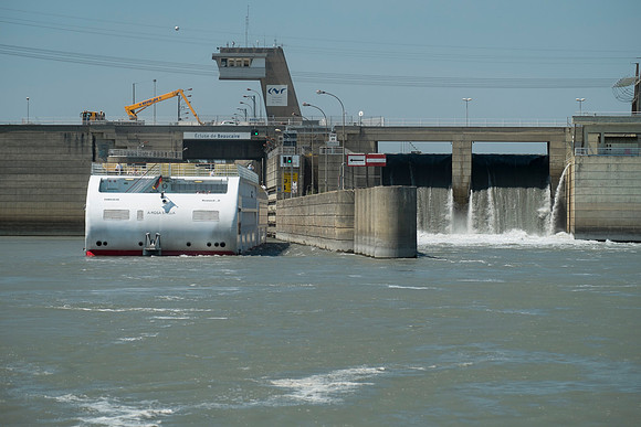 Beaucaire Lock