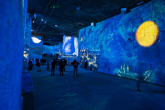 Carrieres de Lumieres, Les Baux